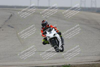 media/Nov-29-2025-TrackDaz (Sat) [[10ae2d9bce]]/B Group/Session 3 (Outside Grapevine)/